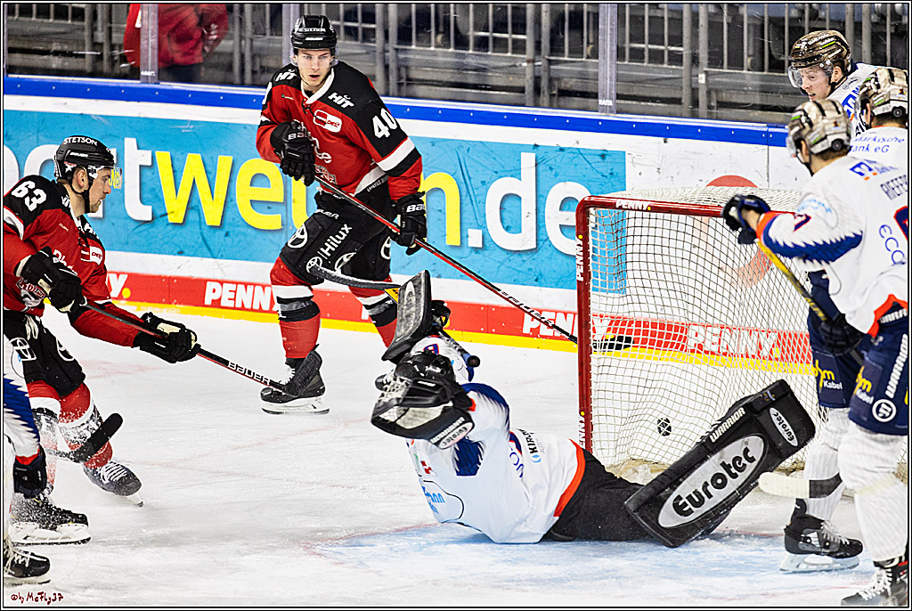 PENNY DEL;  Koelner Haie - Iserlohn Roosters; Koeln, 20.02.2022